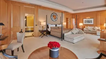 CALISTA LUXURY RESORT
