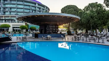 CALISTA LUXURY RESORT
