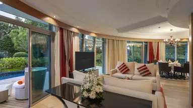 CALISTA LUXURY RESORT