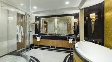 CALISTA LUXURY RESORT