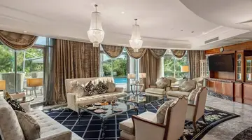 CALISTA LUXURY RESORT