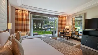 CALISTA LUXURY RESORT