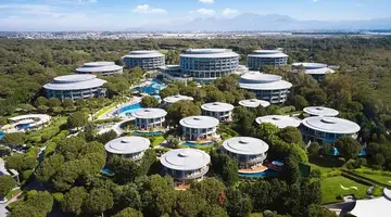 CALISTA LUXURY RESORT