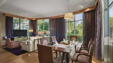 CALISTA LUXURY RESORT