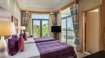CALISTA LUXURY RESORT