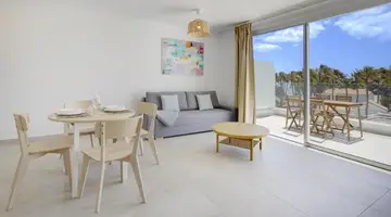 Calm Beach Apartments