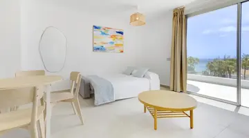Calm Beach Apartments