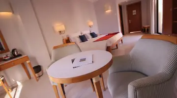Calypso Hotel