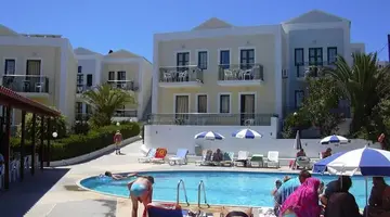 Camari Garden Hotel Apartments