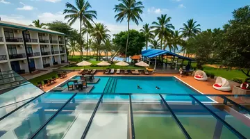 Camelot Beach Hotel