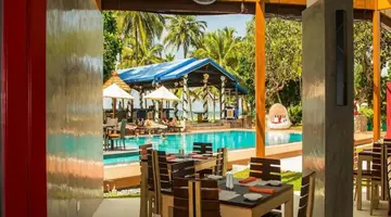 Camelot Beach Hotel