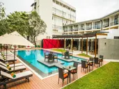 Camelot Beach Hotel