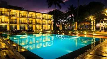 Camelot Beach Hotel