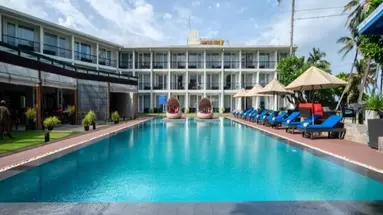 Camelot Beach Hotel