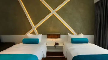 Camelot Beach Hotel
