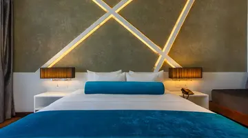 Camelot Beach Hotel