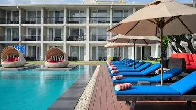 Camelot Beach Hotel