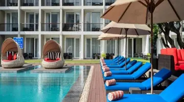Camelot Beach Hotel