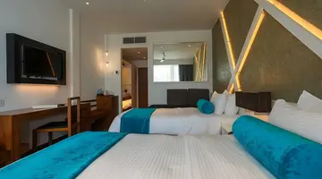 Camelot Beach Hotel