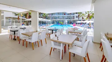 Cameo Beach Resort