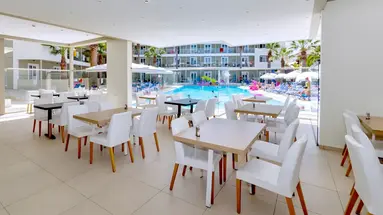 Cameo Beach Resort