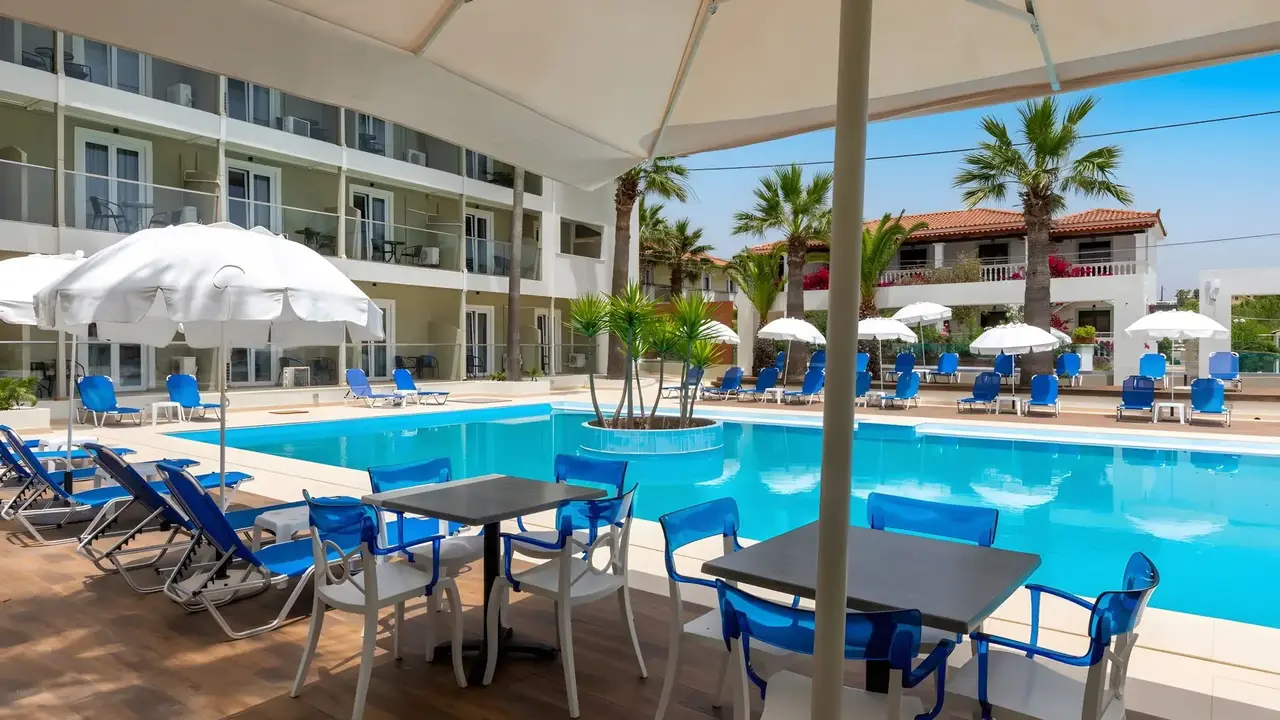 Cameo Beach Resort