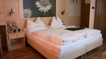 Caminetto Mountain Resort