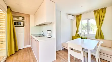 Camping Stella Maris Mobile Homes
