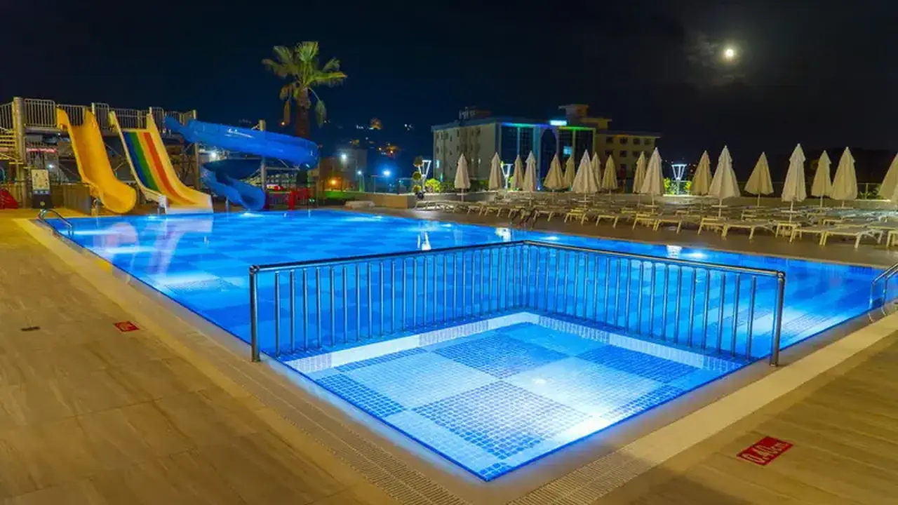 Campus Hill Hotel