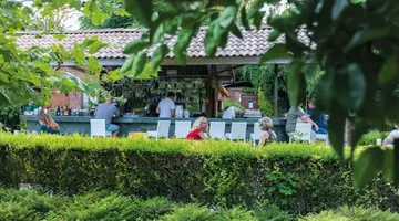 CAN GARDEN BEACH