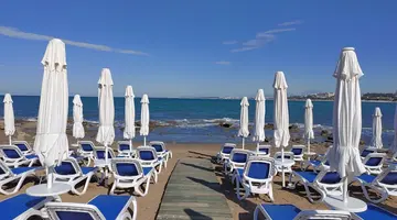 CAN GARDEN BEACH