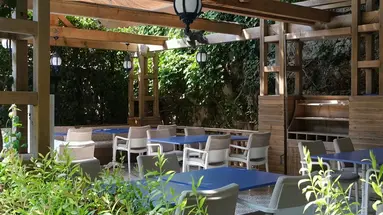 CAN GARDEN BEACH