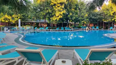 CAN GARDEN BEACH