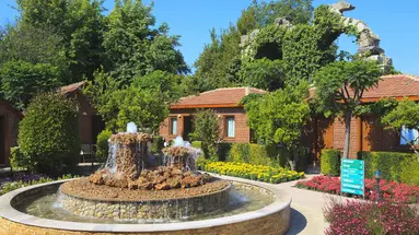 CAN GARDEN BEACH