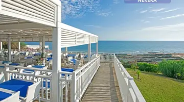 CAN GARDEN RESORT