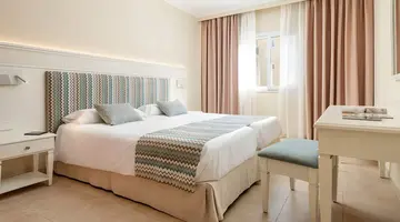 Can Picafort Palace