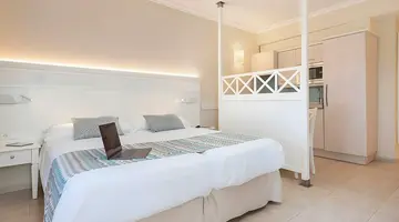 Can Picafort Palace