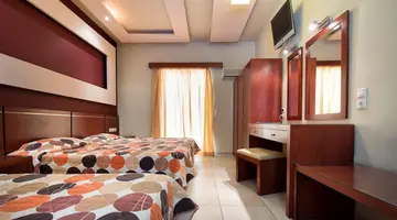 Canadian Hotel