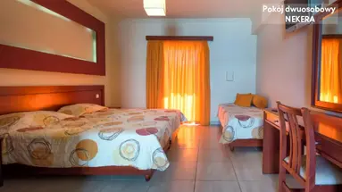 Canadian Hotel