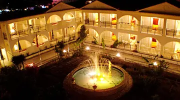 CANADIAN HOTEL