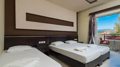 Canadian Hotel