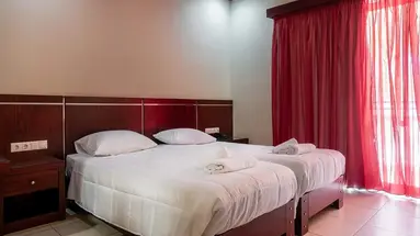 CANADIAN HOTEL