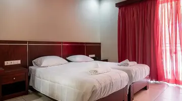 Canadian Hotel