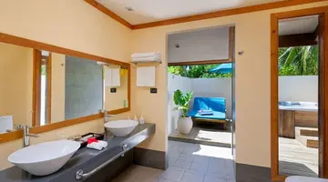 Canareef Resort Maldives