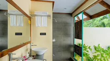 CANAREEF RESORT MALDIVES