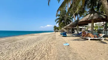 Canary Beach Resort