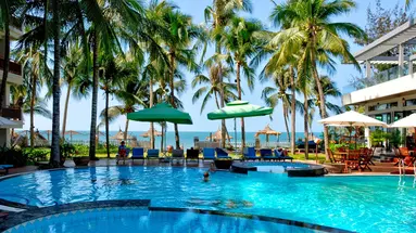 Canary Beach Resort 