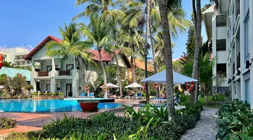 Canary Beach Resort