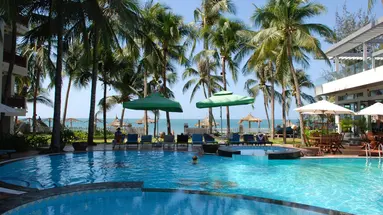CANARY BEACH RESORT