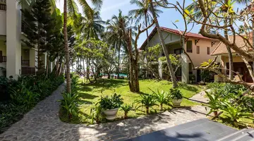 Canary Beach Resort